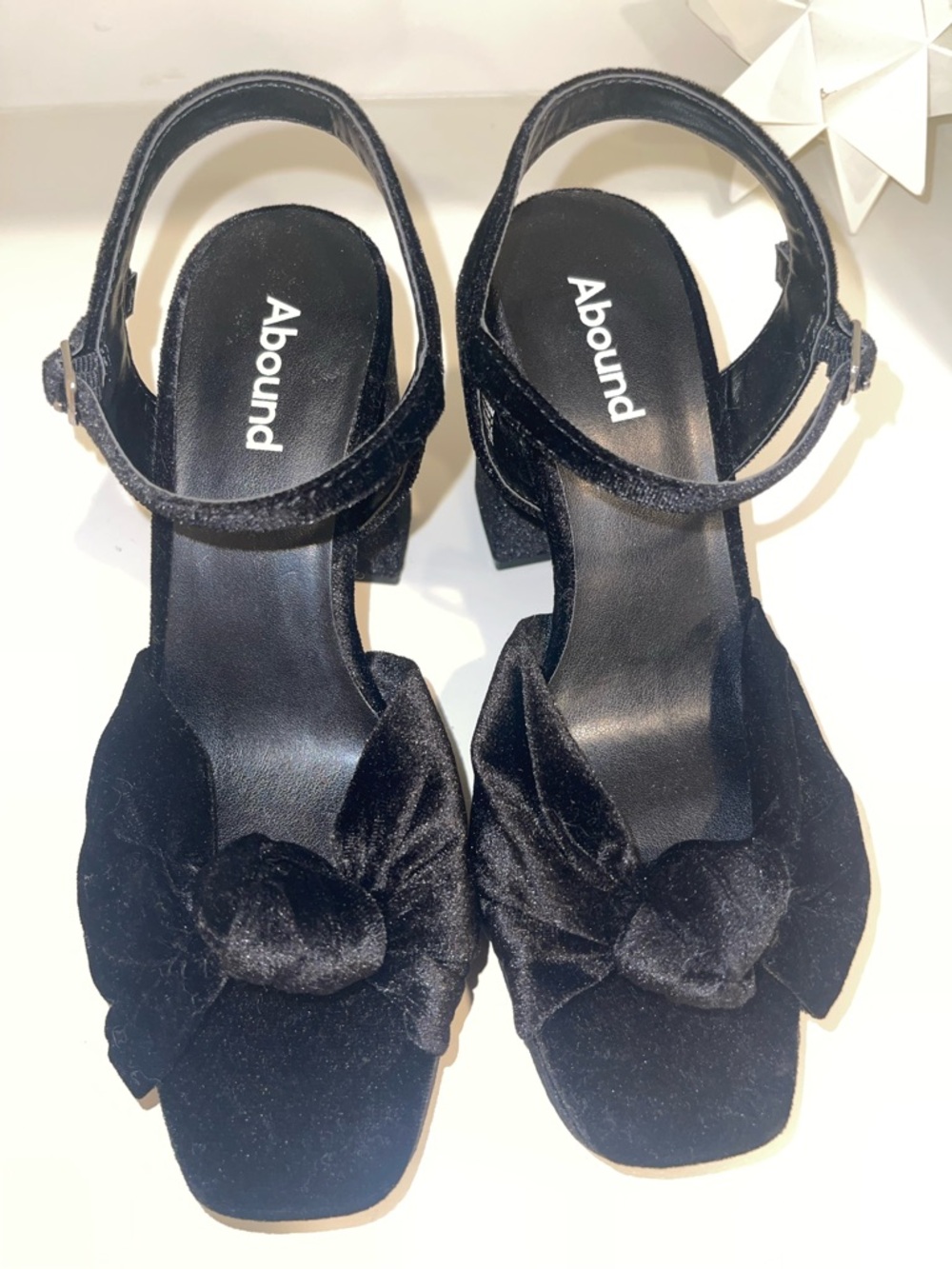 Abound Black Pamela Velvet  Block Heel Sandals 6